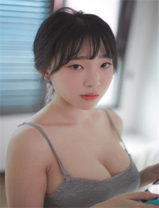 《YY》